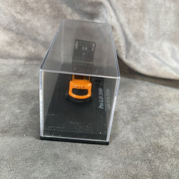 toy zone pro lift 2000 orange forklift in plastic display case no box new - Picture 4 of 8
